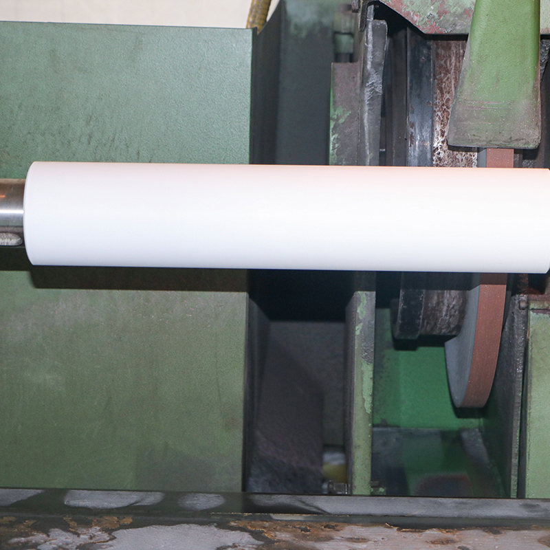 Angepasste Keramikwelle (Aluminiumoxid)